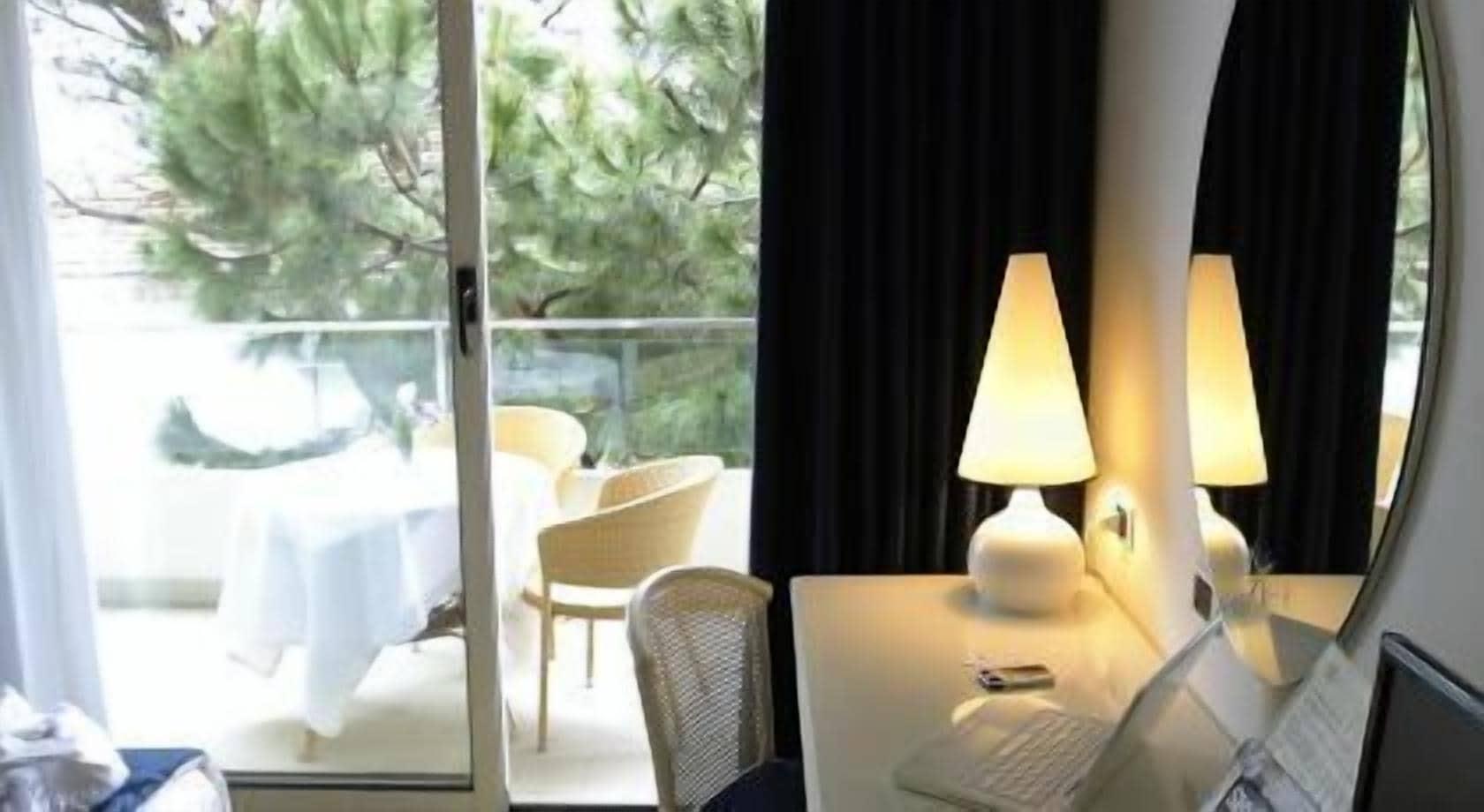 Hotel Luxor Rimini Luaran gambar