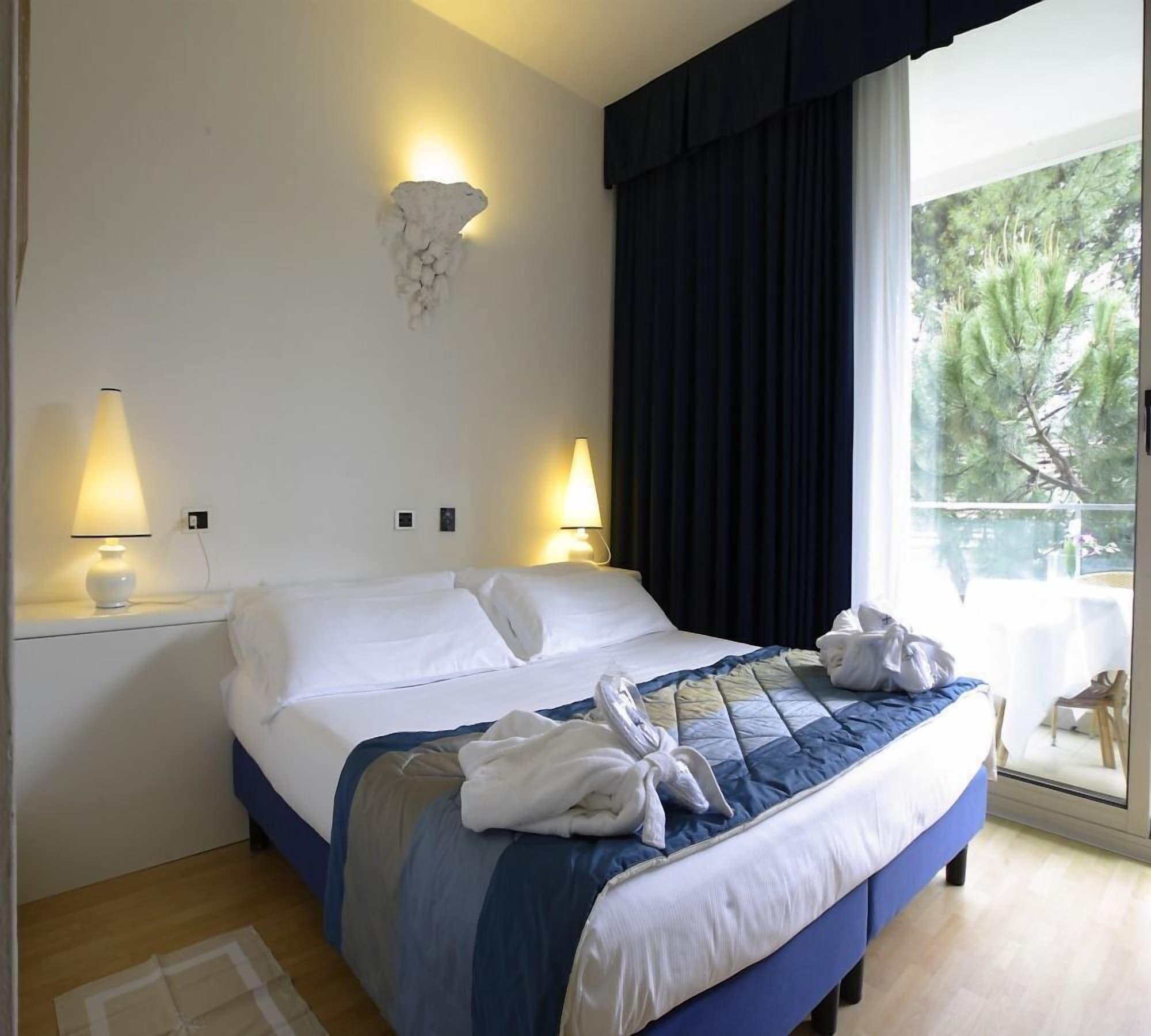 Hotel Luxor Rimini Luaran gambar