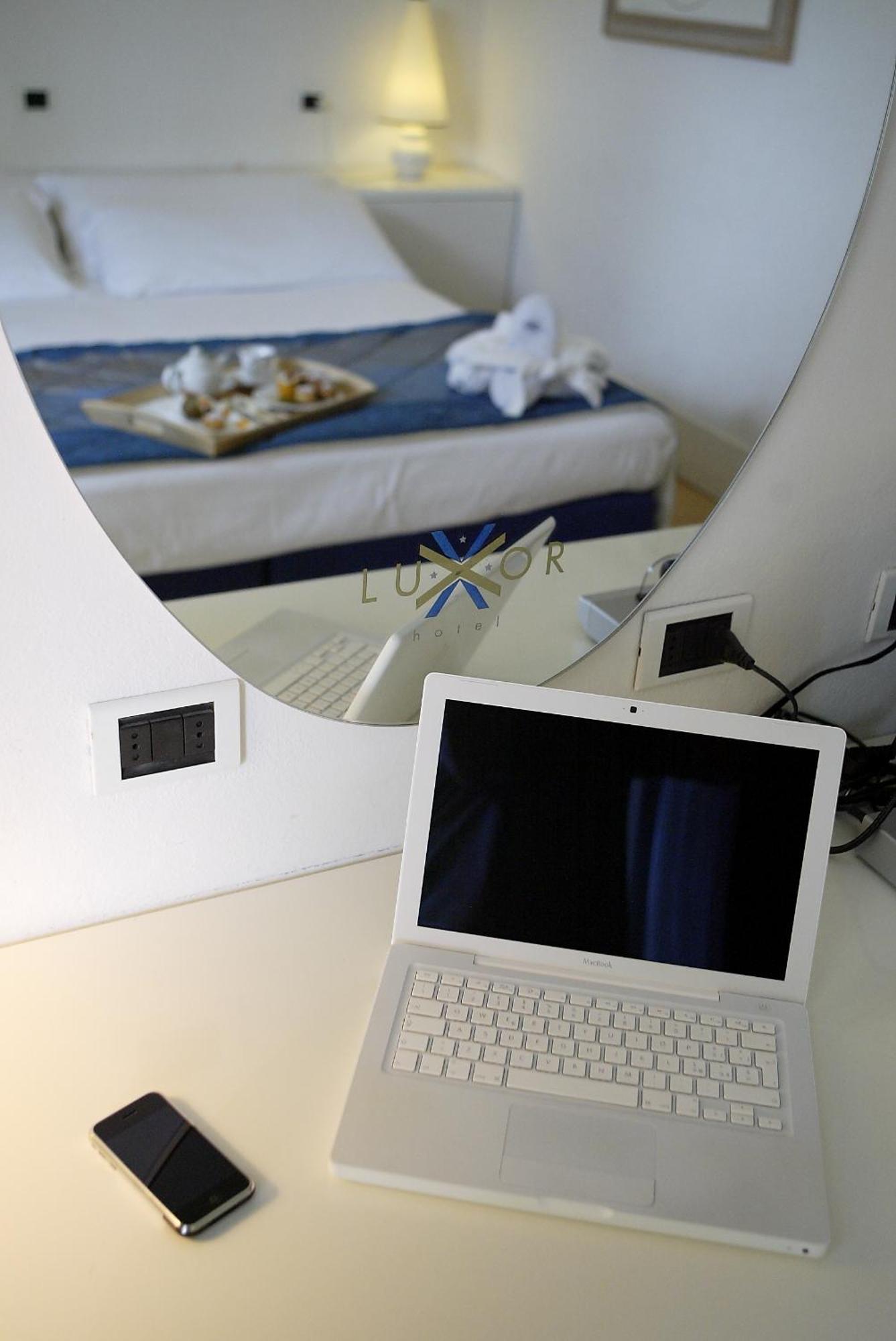 Hotel Luxor Rimini Bilik gambar