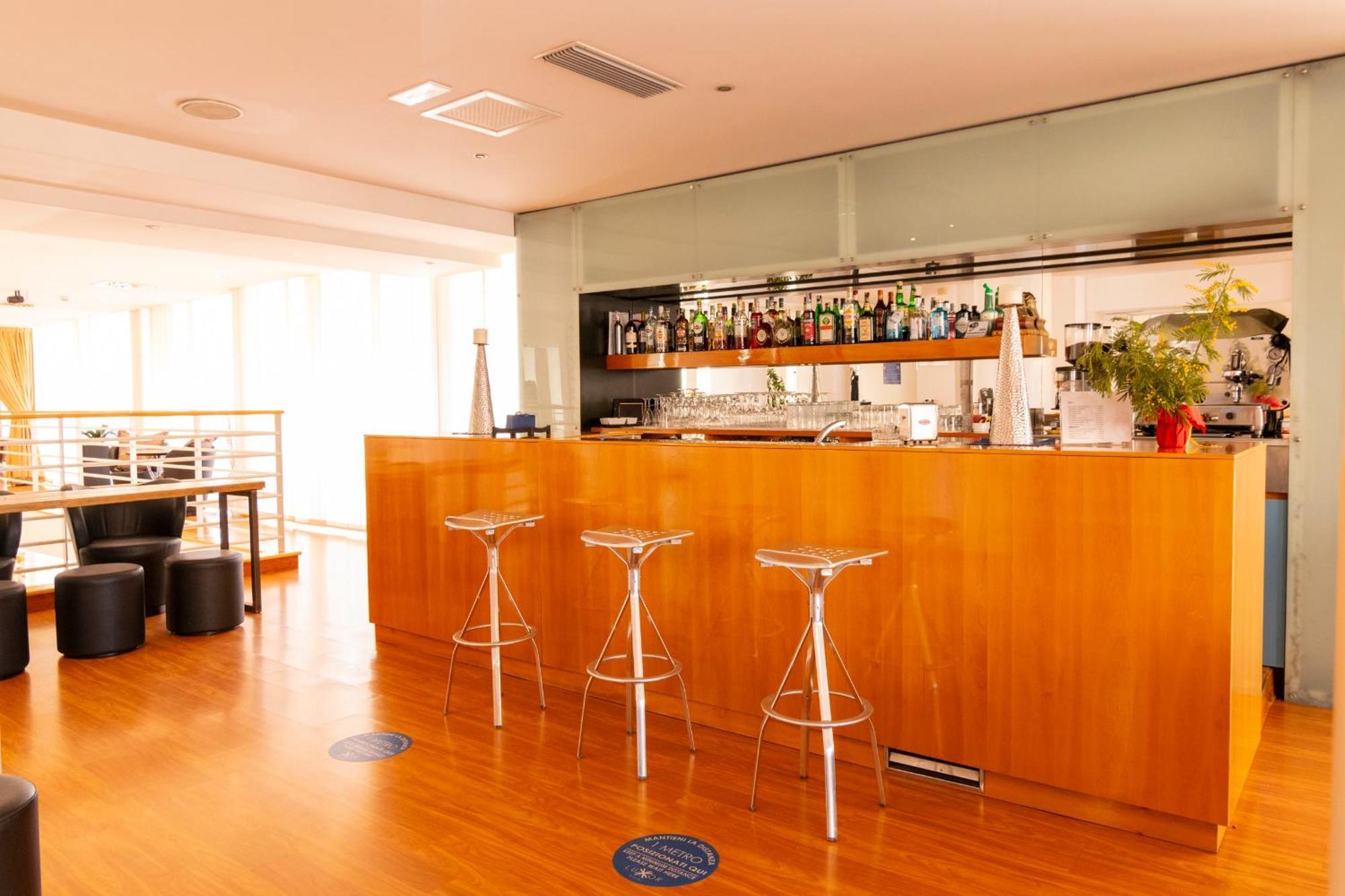 Hotel Luxor Rimini Luaran gambar