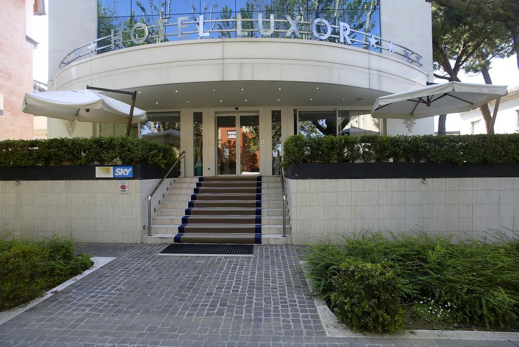 Hotel Luxor Rimini Luaran gambar
